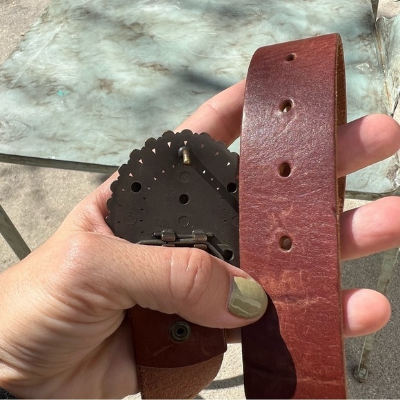 AMANDA Smith brown leather 1.5" wide belt Sz S - Picture 5 of 5